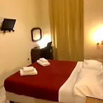 Sangregorooms לינה וארוחת בוקר 3*