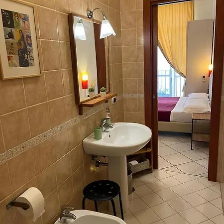 Sangregorooms B&B 3*