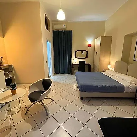Sangregorooms 3* Neapel