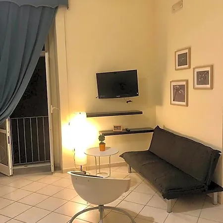 Oda ve Kahvaltı Sangregorooms Napoli