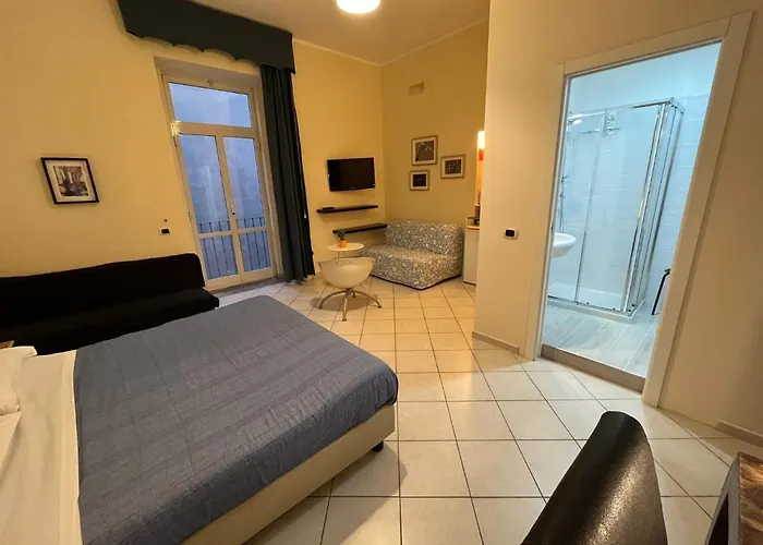 Sangregorooms Panzió Nápoly